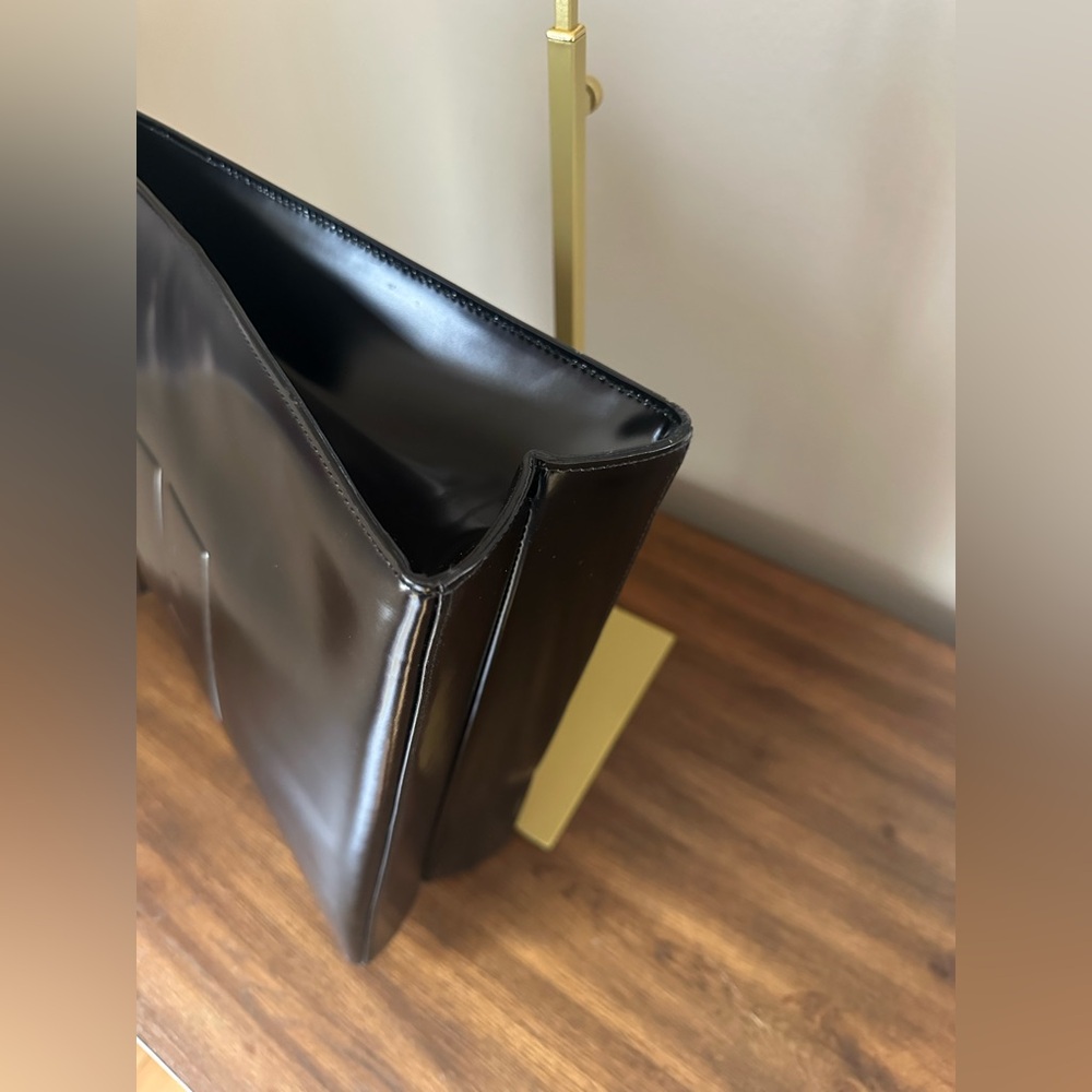 Gucci Tom Ford Era Vintage G Square Handbag - Picture 8 of 16